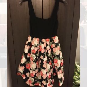Alice + Olivia Floral Silk Dress
